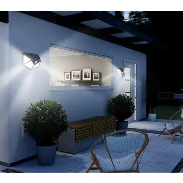 Solarna lampa sa senzorom pokreta - za dvorište